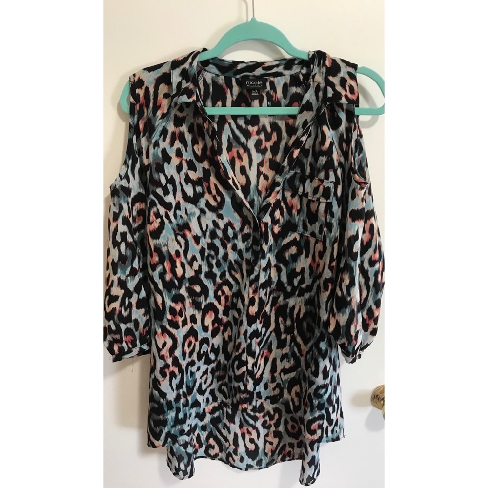 Long sleeved printed shirt!